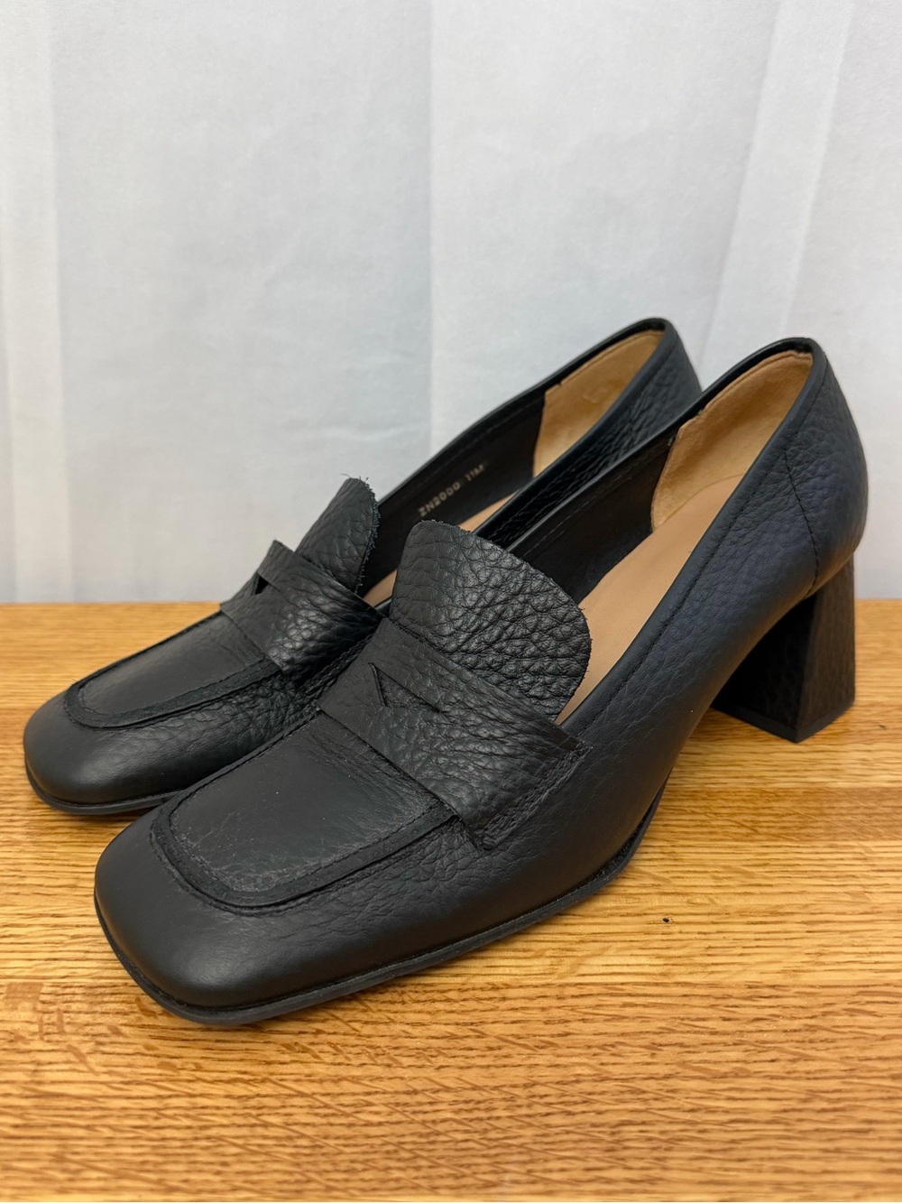 Aquatalia Carlina Leather Block Heel Penny Loafers Womens Size 11